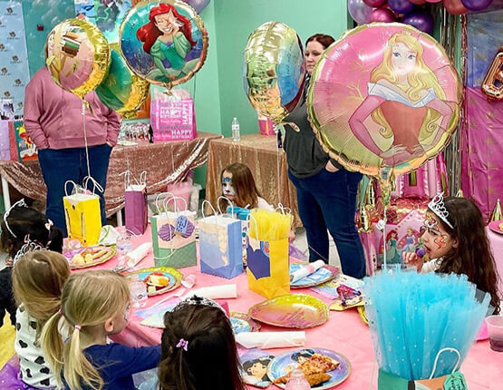 Best Indoor kids play area Sugar Land